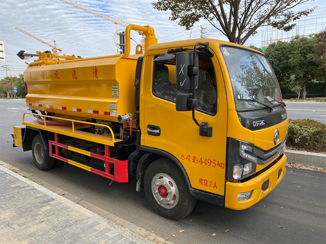 阜新清洗吸污车